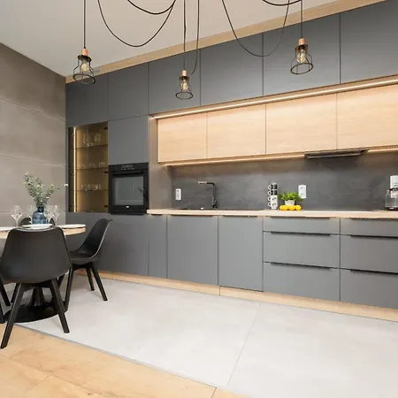 Przy Rzece Dla 2 Osob Z Parkingiem I Klimatyzacja W Warszawie By Renters Varšava