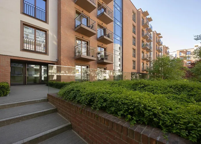 Apartamento Przy Rzece Dla 2 Osob Z Parkingiem I Klimatyzacja W Warszawie By Renters *